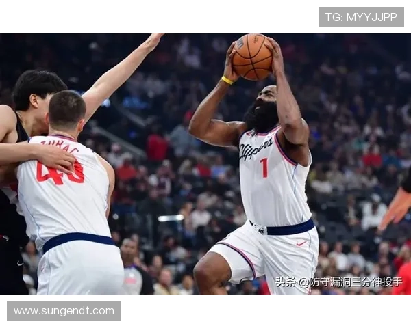 阿德巴约砍25+10哈登29+7+8热火末节反扑客场一分险胜快船