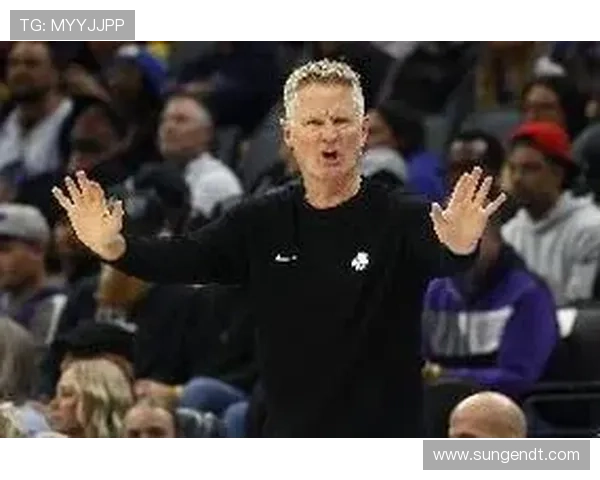 张佳玮分析火箭战术变化KD的威慑力与小贾的完美配合成关键因素